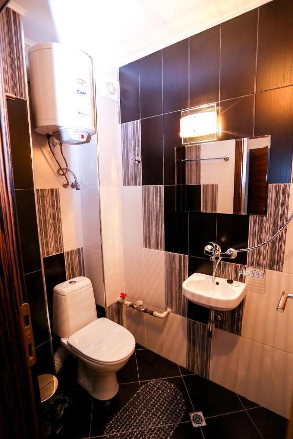 Студия И Стаи За Гости -Жк Пентагон Kŭrdzhali Buitenkant foto
